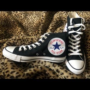 $$$$SOLD CONVERSE NEW unisex black high tops